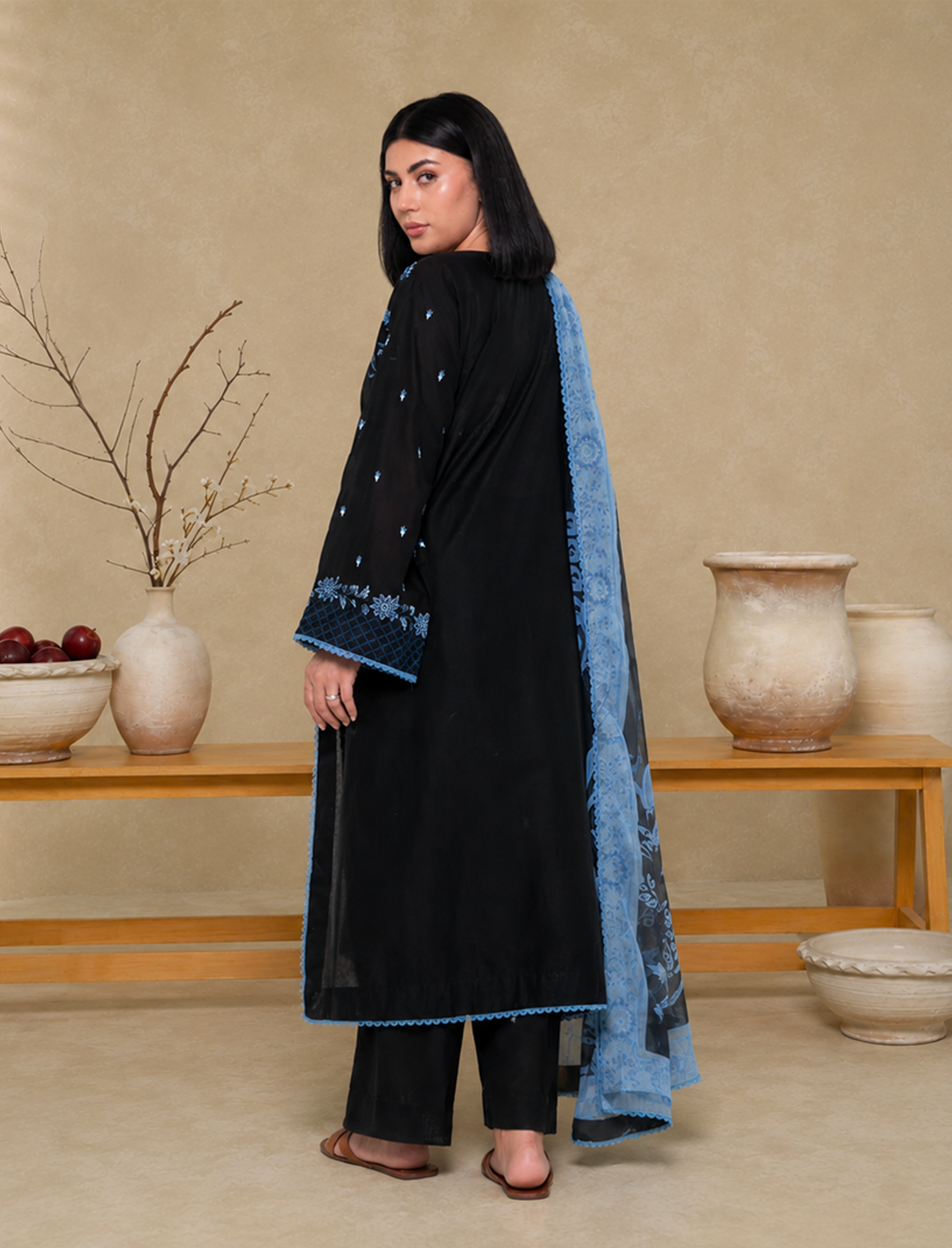 AMIRA